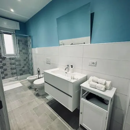 Апартаменты Casa Victoria A Due Passi Dall'ariston Internet Gratis Санремо